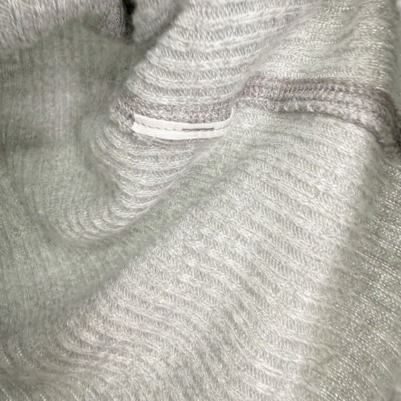 Abercrombie & Fitch Womens Gray Ribbed Tie Front V-Neck Cardigan Sweater Small - Picture 4 of 8